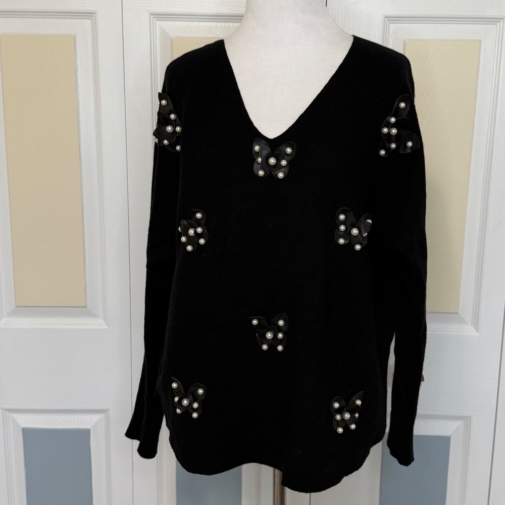 LIV Milano Black‎ Sweater XL V Neck 3D Butterfly Pearl Applique Long Sleeve